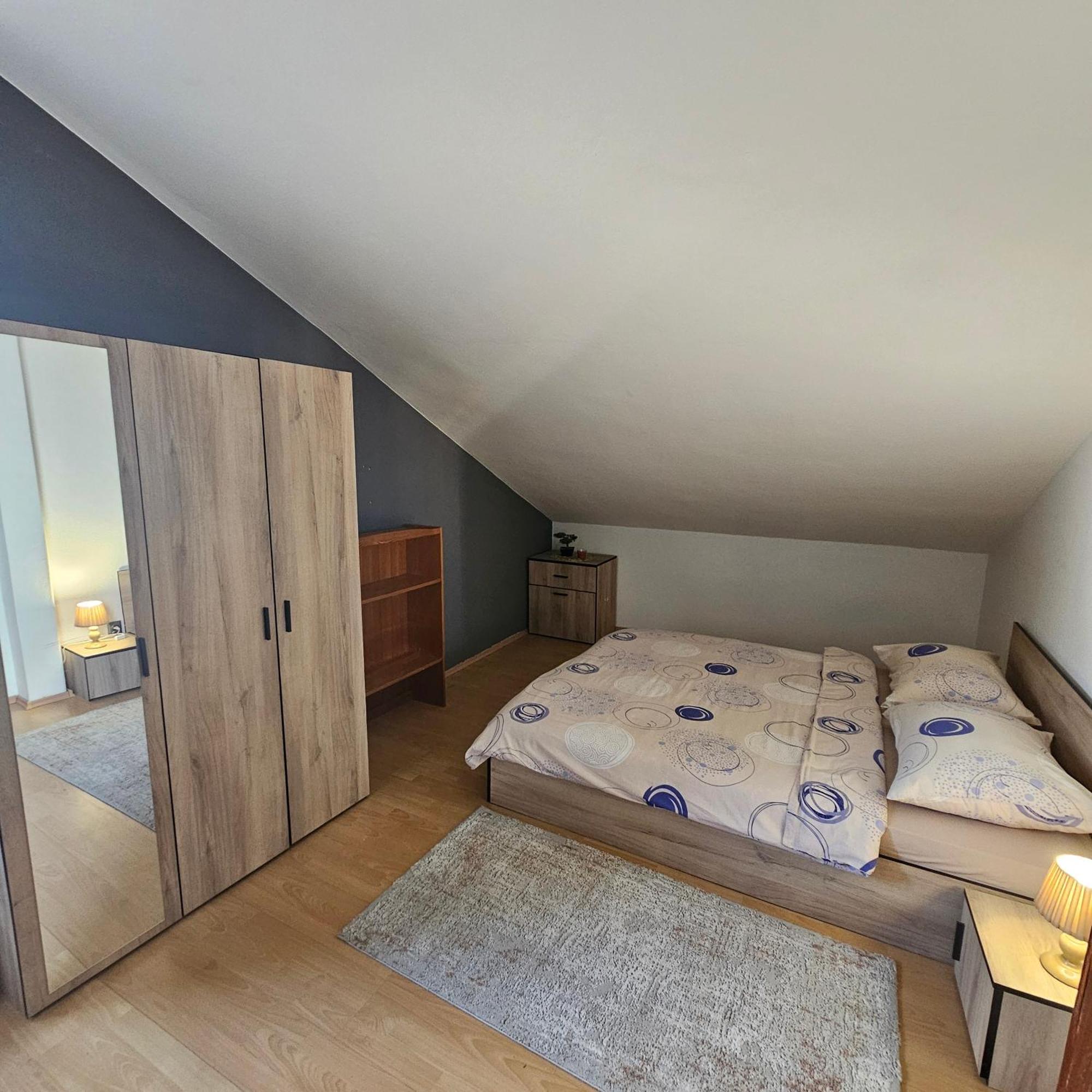 Apartment Luciana 2 *